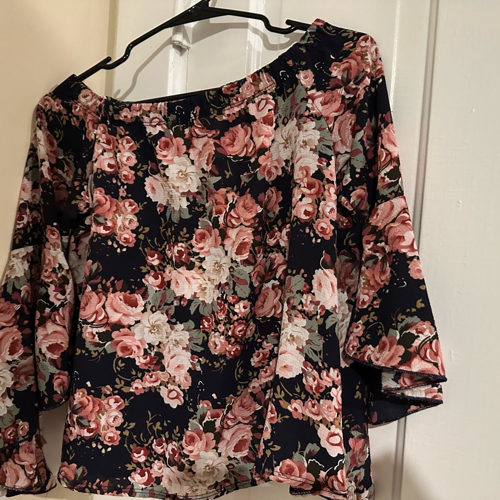 Women’s blouse